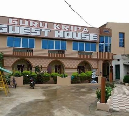 Hotel Guru Kripa Джамшедпур Экстерьер фото